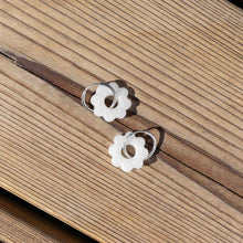 Charger l'image dans la galerie, Boucles fleurs | Lune givrée