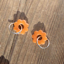 Charger l&#39;image dans la galerie, Boucles fleurs | Papaya
