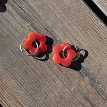 Charger l&#39;image dans la galerie, Boucles fleurs | Orange sanguine
