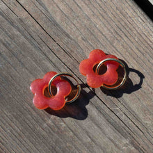Charger l&#39;image dans la galerie, Boucles fleurs | Orange sanguine
